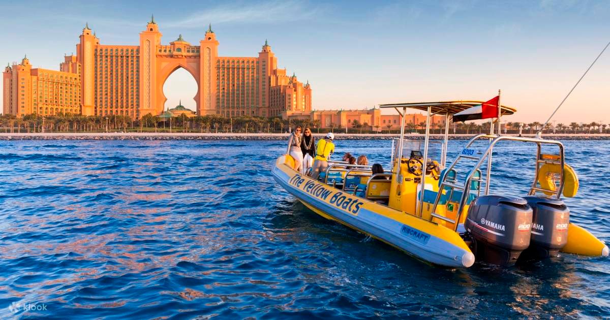 This Dubai Boat Ride Is So Crazy It’s Almost Too Good to Be True!