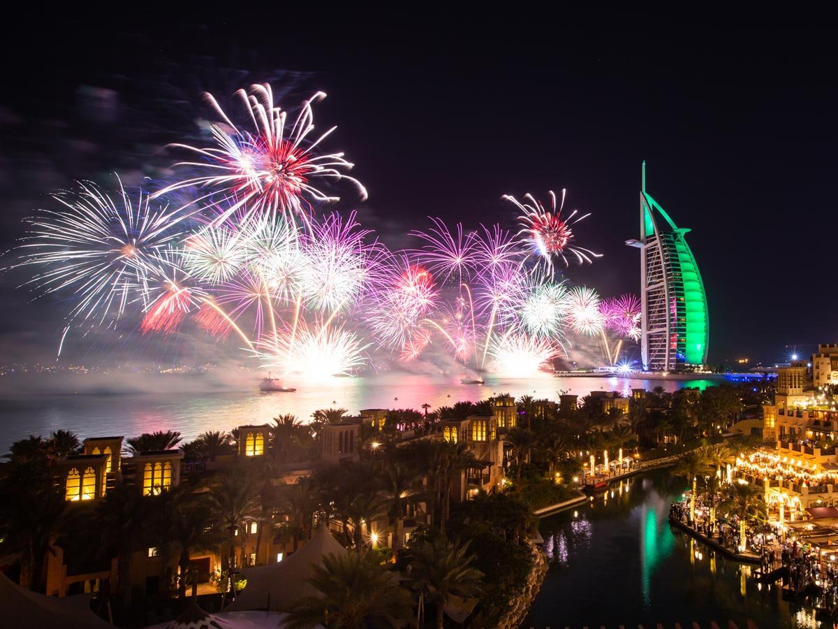 Dubai’s New Year’s Eve Fireworks: 5 Reasons 2024 Will Blow Your Mind!