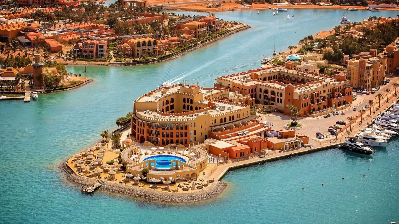 red sea resort