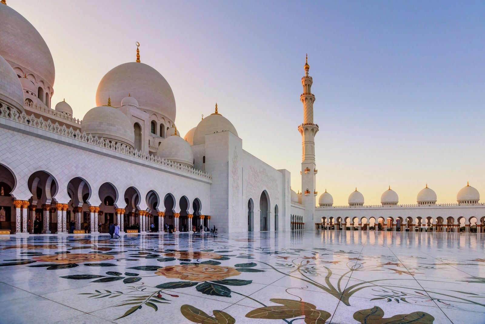 sheikh grand mosque