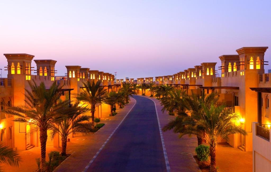 al hamra village