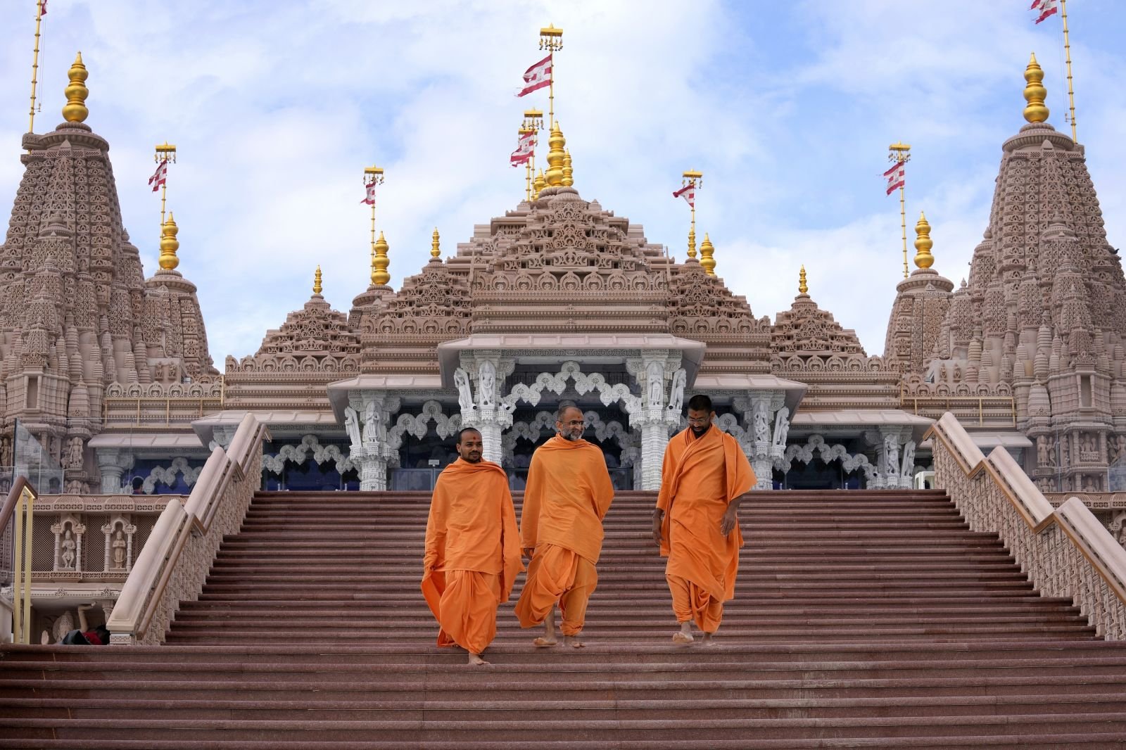 dubai shiva temple