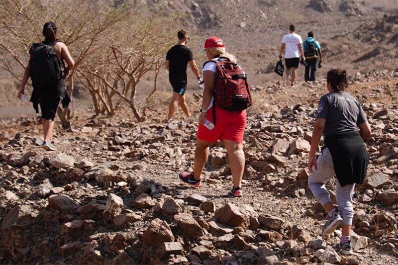 hiking in dubai waterfalls