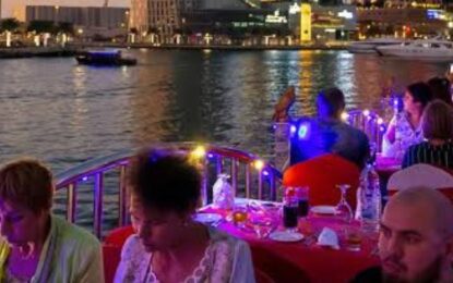 Dhow Tour :  A Captivating Journey on Dubai’s Waters
