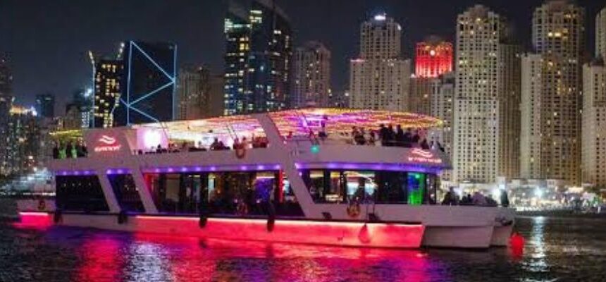 Marina Dinner Cruise: A Luxurious Evening on the Water