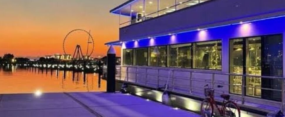 Elegant Dinner Marina Cruise on Dubai’s waterways at sunset.