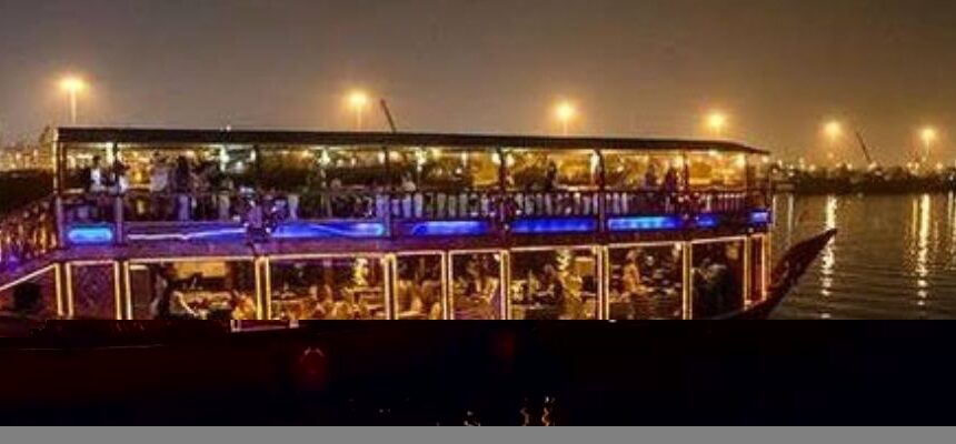 Dhow Cruise Charges: The best viewpoint of Dubai