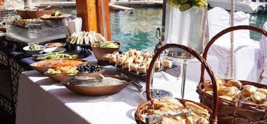 Dhow Cruise Creek Price and It’s Luxurious Experience