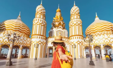A vibrant view of Global Village Dubai with attractions, entertainment, and Dubai city tour highlights.