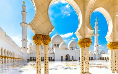 Unveiling the Must-See Stops on Abu Dhabi City Tour