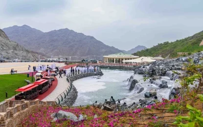 Discover Kalba’s Hidden Paradise: Why Sharjah’s Hanging Garden Should Be Your Next Adventure!