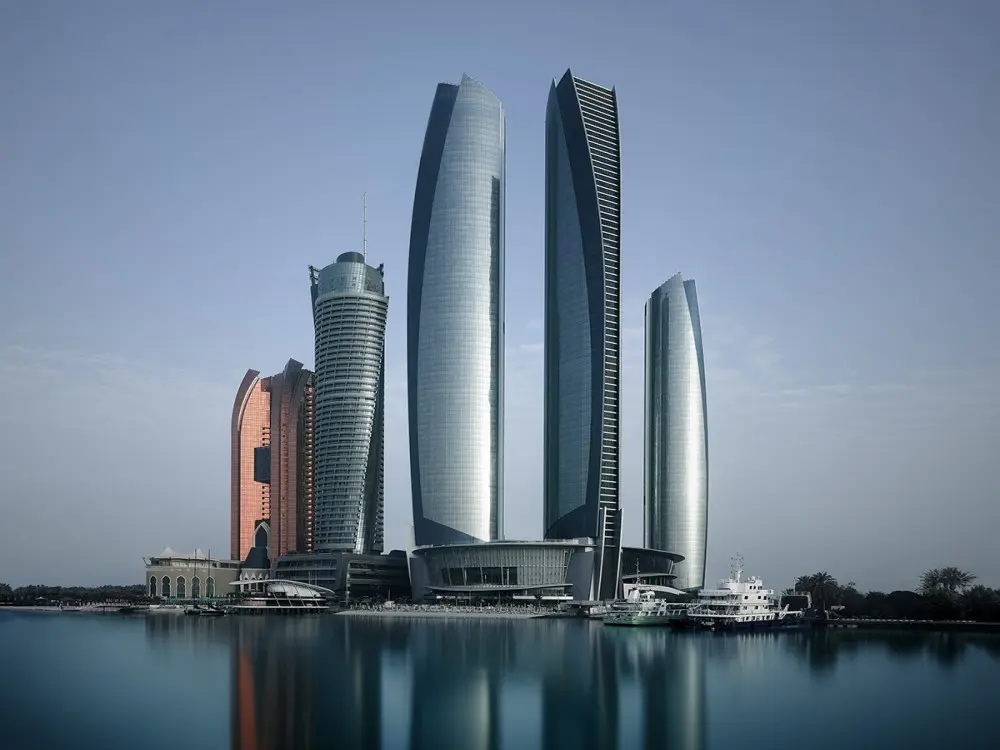 The Etihad Towers, a striking collection of skyscrapers located in the heart of Abu Dhabi. As part of the Abu Dhabi City Tour, these architectural wonders offer a perfect spot for photos and an opportunity to appreciate the modern skyline of the UAE’s capital. The Etihad Towers are a must-see for anyone visiting Abu Dhabi, symbolizing the rapid growth and innovation of the city.