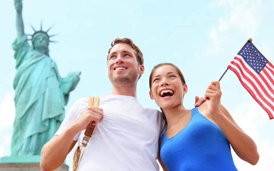 US visa application process from Dubai, with essential USA visa info and tips for a successful US visa approval.