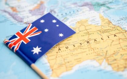 Traveler applying for an Australia visa in Dubai, reviewing tourist visa Australia requirements for a smooth Australia tourist visa process.