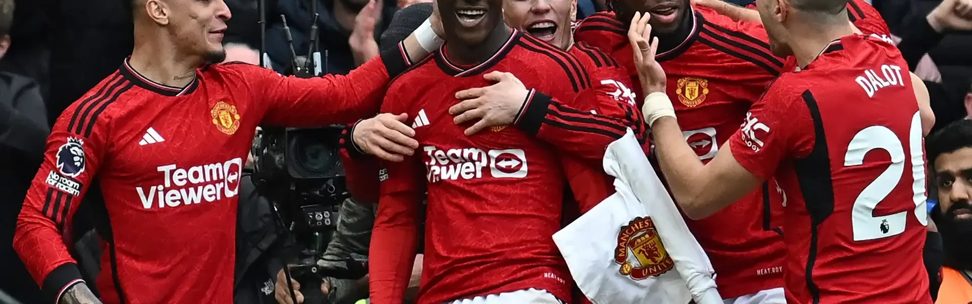 Man United vs Lyon in Europa League match – Manchester United players during a Europa League game.