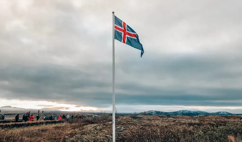Travelers applying for the Iceland visa from UAE – your gateway to the easiest Schengen visa and seamless entry to Iceland.