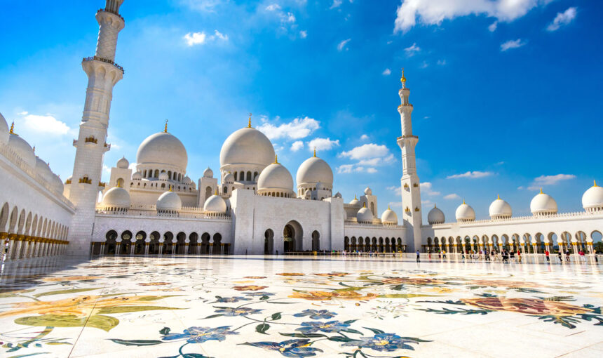 Sheikh Zayed Grand Mosque – You Won’t Believe This!