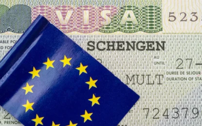 Map highlighting Schengen countries with info on Schengen visa photo requirements and the 2025 countries list.