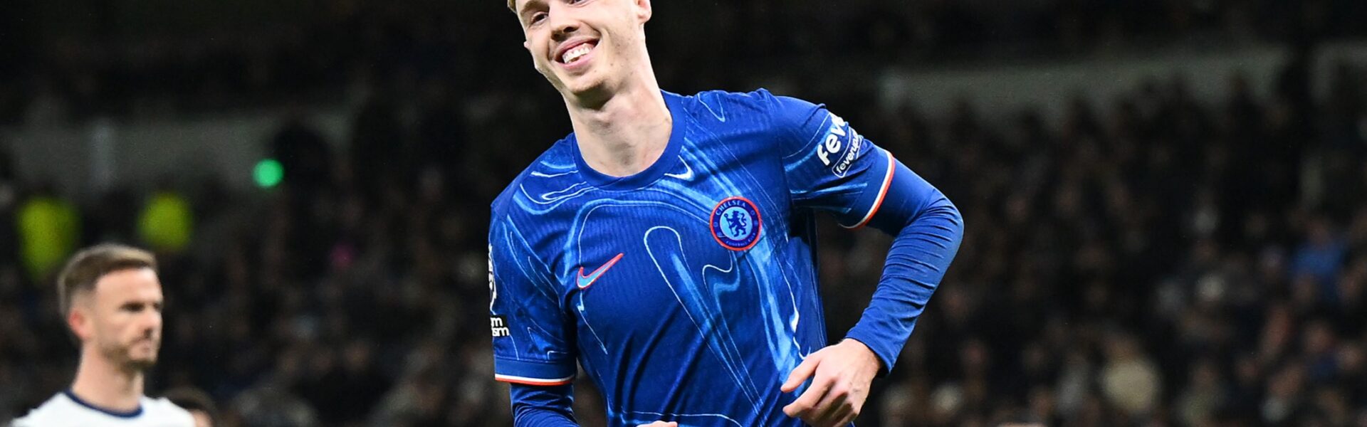 Chelsea vs Liverpool – Missed the thriller? Be ready for next! › Forever Tourism LLC Fans cheering during the Chelsea vs Liverpool match – plan your trip and get a UK visa to witness Chelsea and Liverpool live next time.