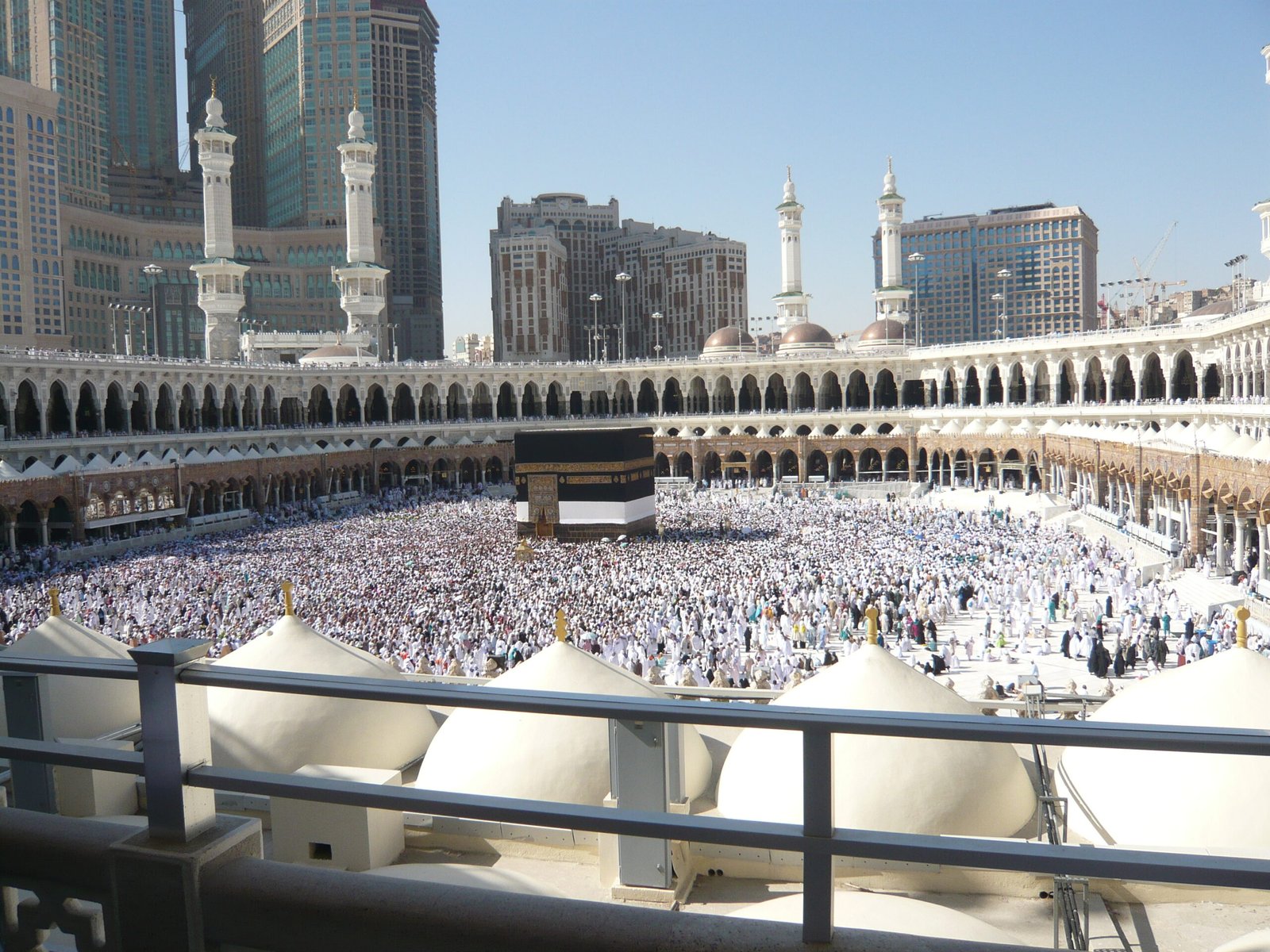 Saudi Arabia visa process for UAE residents with updated Saudi Arabia visa restrictions.