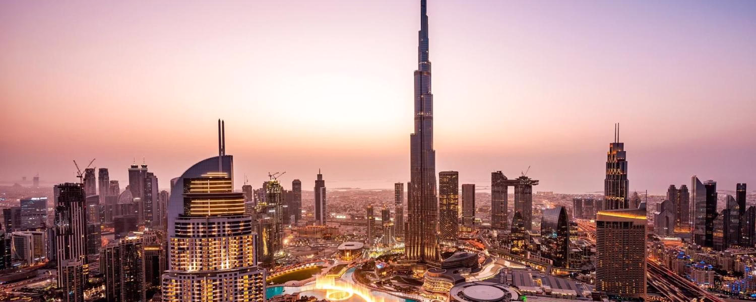 Skyline view of Dubai showcasing popular landmarks included in a Dubai city tour package, perfect for sightseeing, day tours, and itinerary planning.