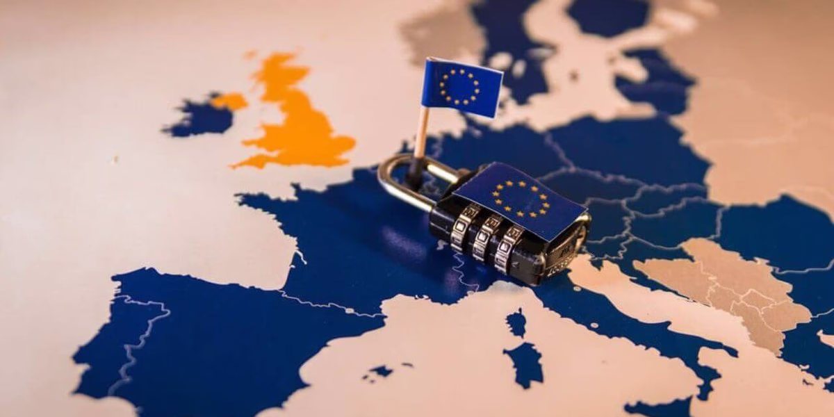 Travel documents and passport prepared for Italian Schengen visa Dubai – Schengen visa application Dubai for travel to Italy.