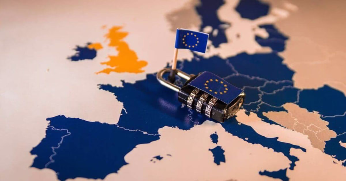 Travel documents and passport prepared for Italian Schengen visa Dubai – Schengen visa application Dubai for travel to Italy.