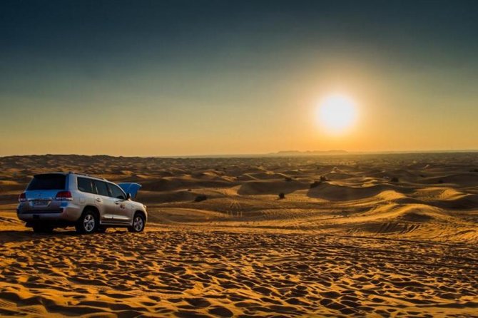 Things to Do in Dubai after dinner – Explore the city's top night attractions with Forever Tourism