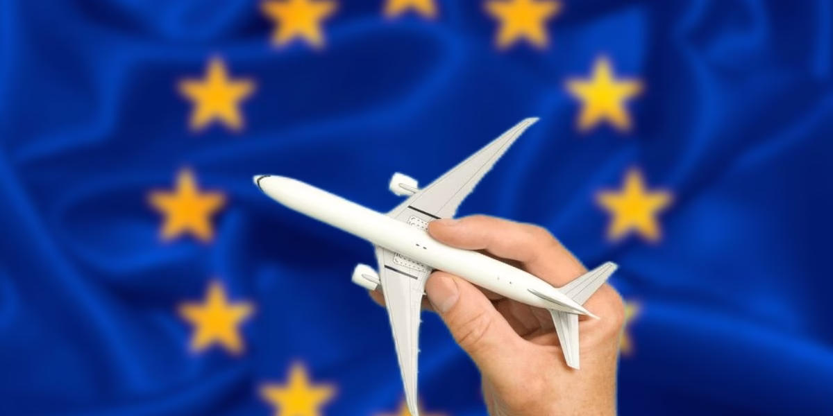 Checklist of documents required for applying for a Schengen visa in Dubai from Dubai authorities.