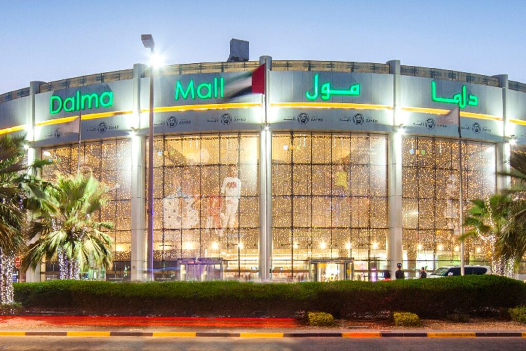 Luxury shopping at Yas Mall – Malls in Abu Dhabi
