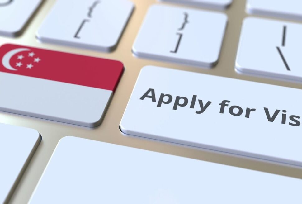 Process to apply for Singapore visa from Dubai, including tourist and visit visa options with required documents for UAE residents.