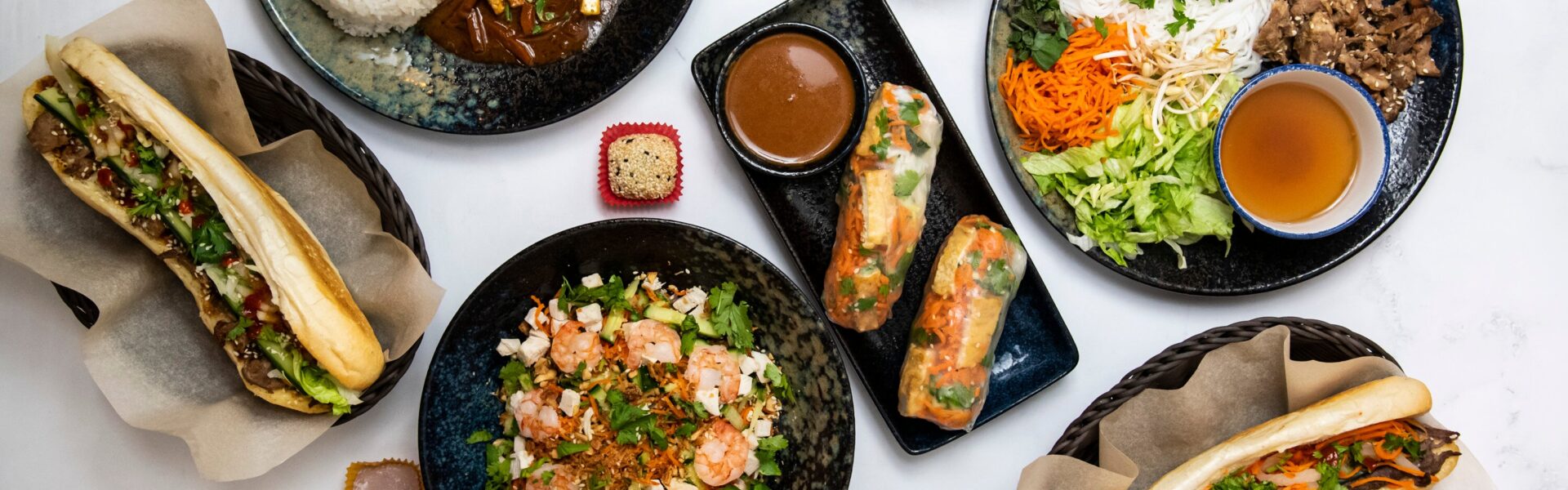 Best of Abu Dhabi street food – Savor the city’s best street eats with Forever Tourism’s expert travel and food tour packages.