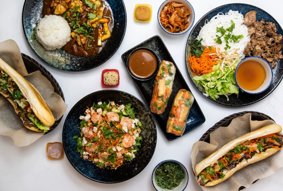 Best of Abu Dhabi street food – Savor the city’s best street eats with Forever Tourism’s expert travel and food tour packages.
