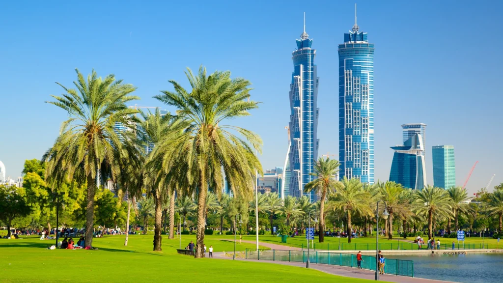 People enjoying their day at picnic places in Dubai with scenic views and greenery in 2025.