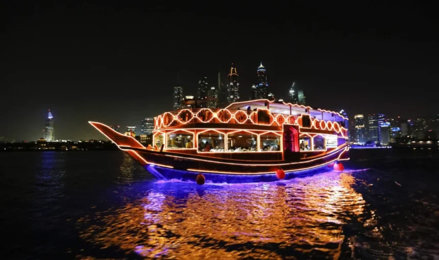 Creek Cruise Dinner | Old-School Romance, Dubai Style | #DateNight