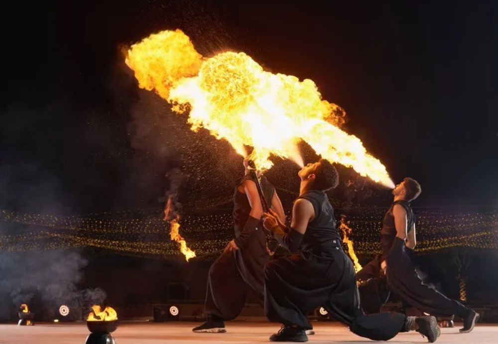 BBQ dinner with live entertainment at desert safari camp