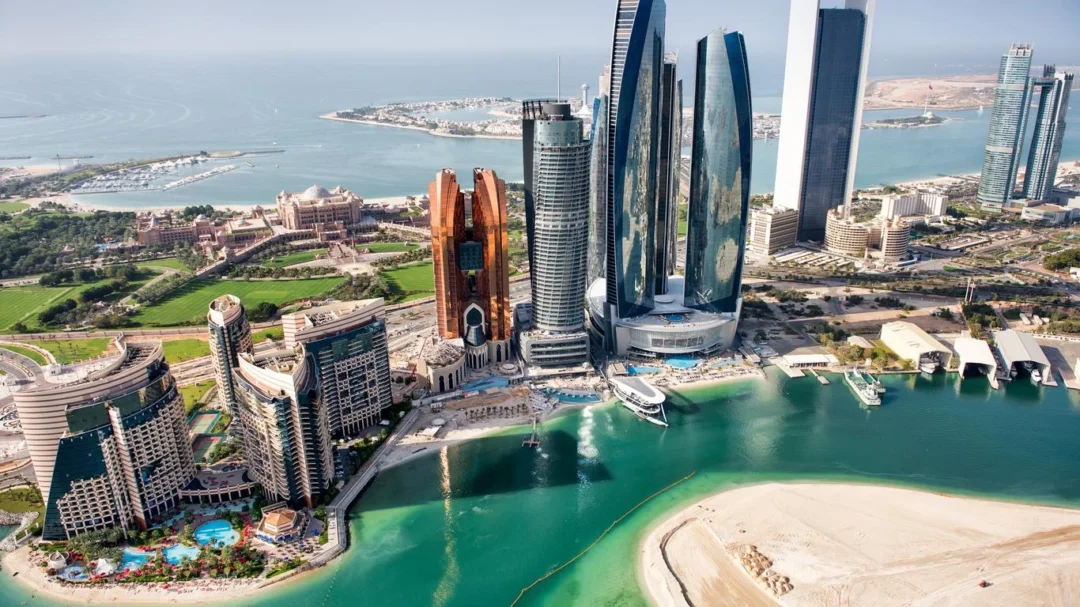 view of hidden gem for abu dhabi day trip with Forever Tourism