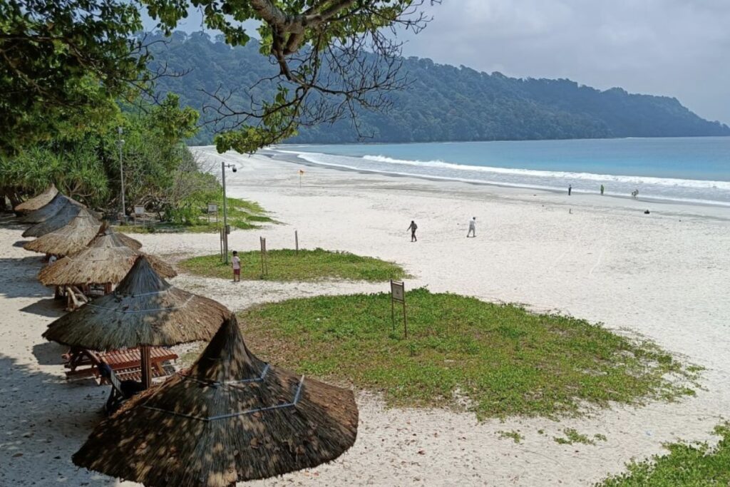 Radha nagar beach