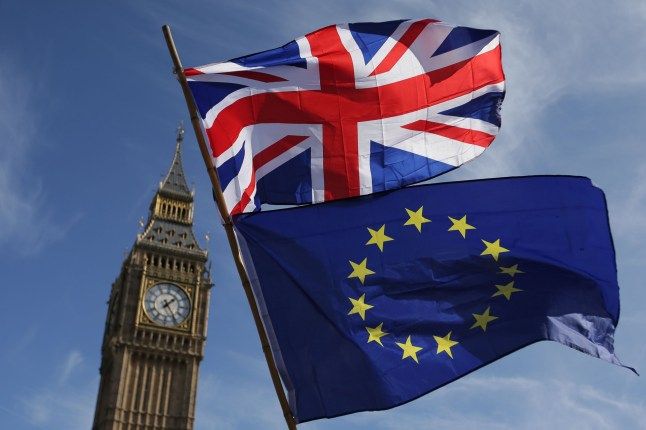 Schengen vs UK Visa from Dubai: Which to Apply First?