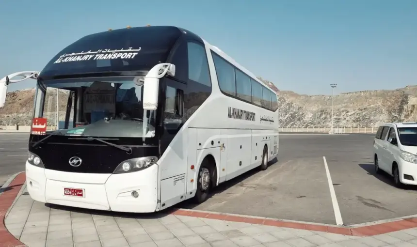 Dubai to Muscat by Bus: Schedule, Ticket Price, Border Process & Travel Time (2026)