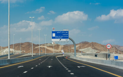 UAE–Oman Border Crossing Problems: What Travelers Should Know