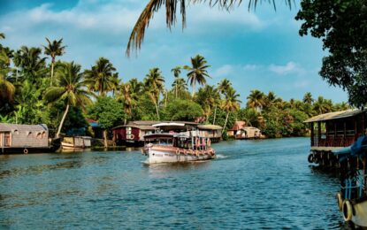 Best Kerala Tour Package – 6 Days Munnar to Kovalam Trip | Get 10% Off