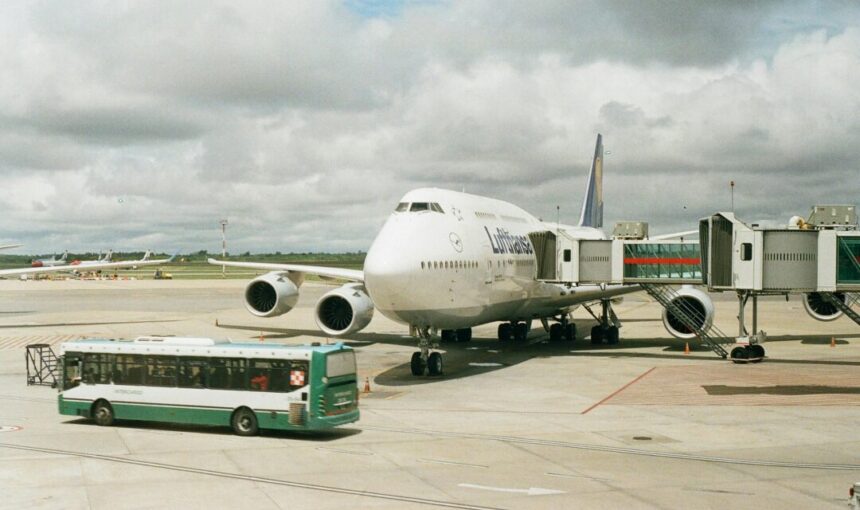 How to Travel from UAE to India When Flights Are Disrupted (2026 Guide)