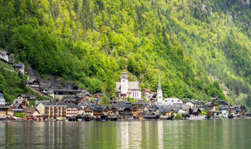 Austria Honeymoon Package: Vienna & Salzburg with Hotels, Transfers, Tours & Breakfast