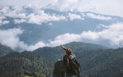 Best Honeymoon Destinations in India: Top Romantic Escapes in Kashmir, Darjeeling & Gangtok