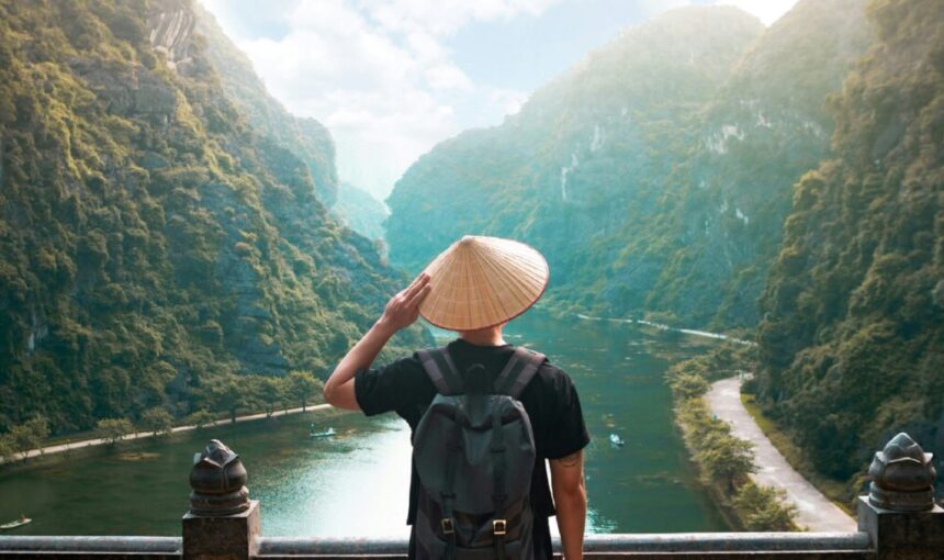 Experience Vietnam in 14 Days | Save 25% on Grand Tour