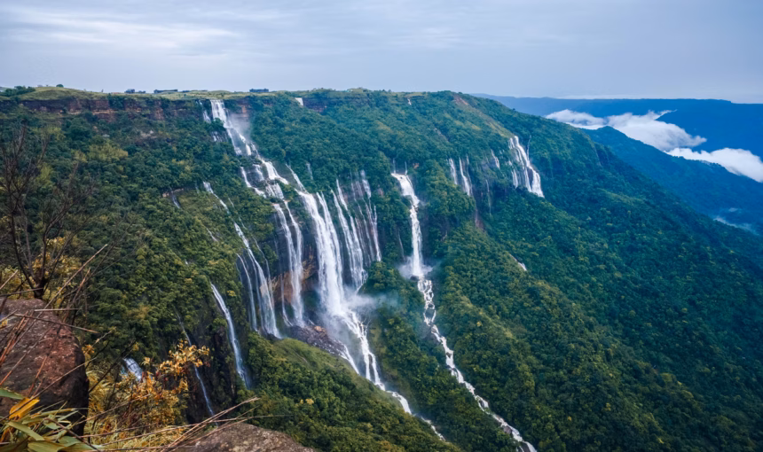 Explore Meghalaya in 5 Days – Complete Tour Guide to Shillong, Dawki & Cherrapunjee
